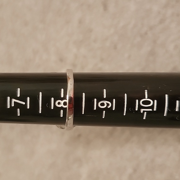 Floating Halo Heart Ring - Picture 5 of 5